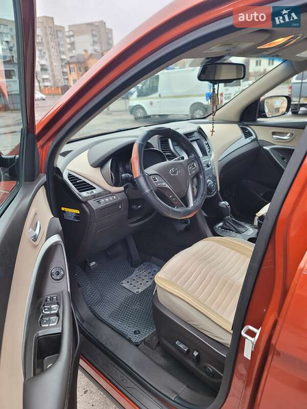 Позашляховик / Кросовер Hyundai Santa FE 2016 в Вінниці