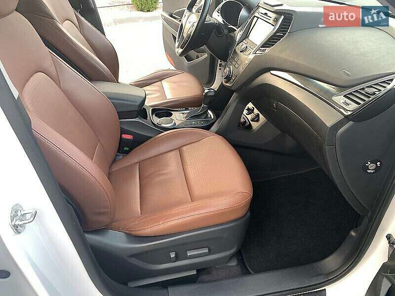 Позашляховик / Кросовер Hyundai Santa FE 2013 в Харкові