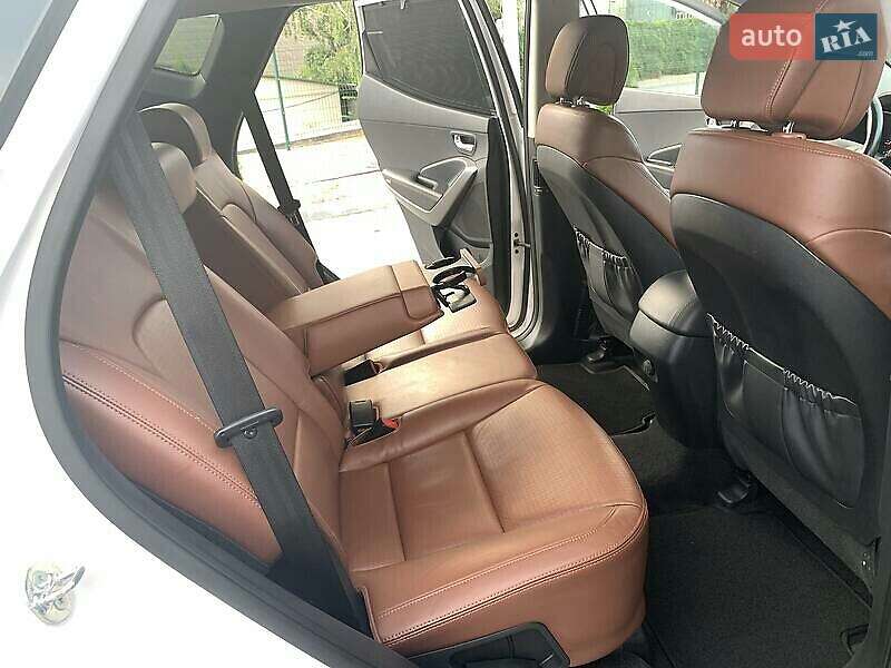Позашляховик / Кросовер Hyundai Santa FE 2013 в Харкові