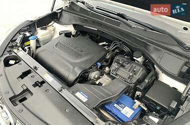 Внедорожник / Кроссовер Hyundai Santa FE 2013 в 