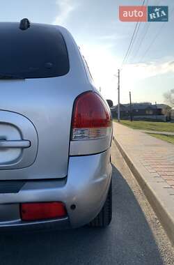 Внедорожник / Кроссовер Hyundai Santa FE 2005 в 