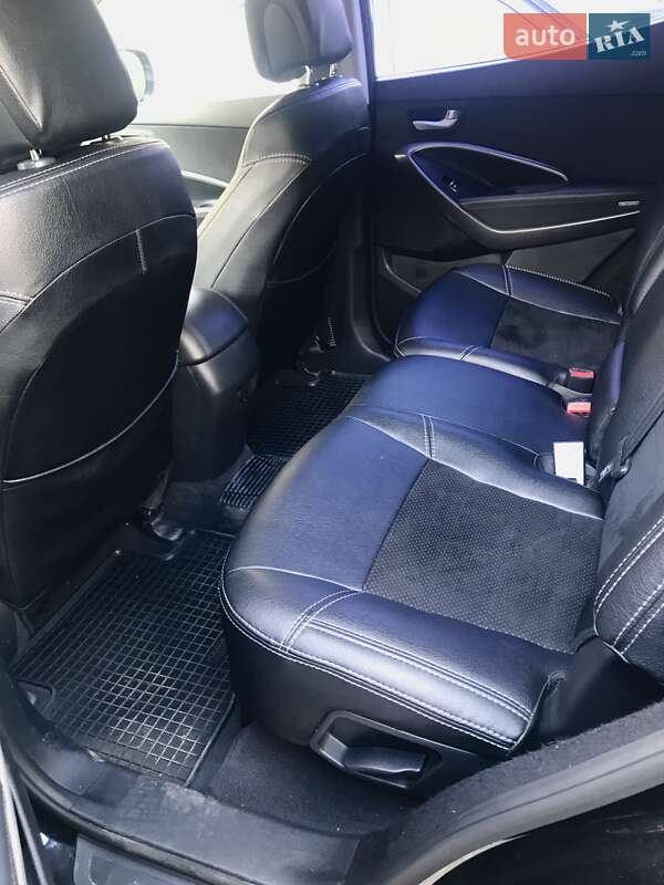 Внедорожник / Кроссовер Hyundai Santa FE 2014 в Сумах