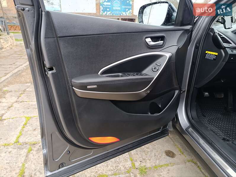 Внедорожник / Кроссовер Hyundai Santa FE 2012 в Белгороде-Днестровском