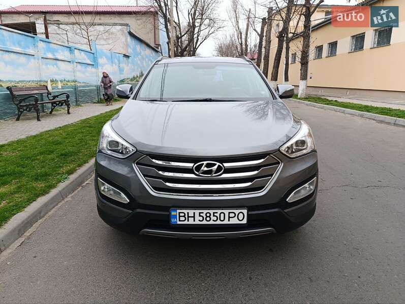 Внедорожник / Кроссовер Hyundai Santa FE 2012 в Белгороде-Днестровском