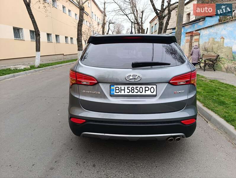 Внедорожник / Кроссовер Hyundai Santa FE 2012 в Белгороде-Днестровском