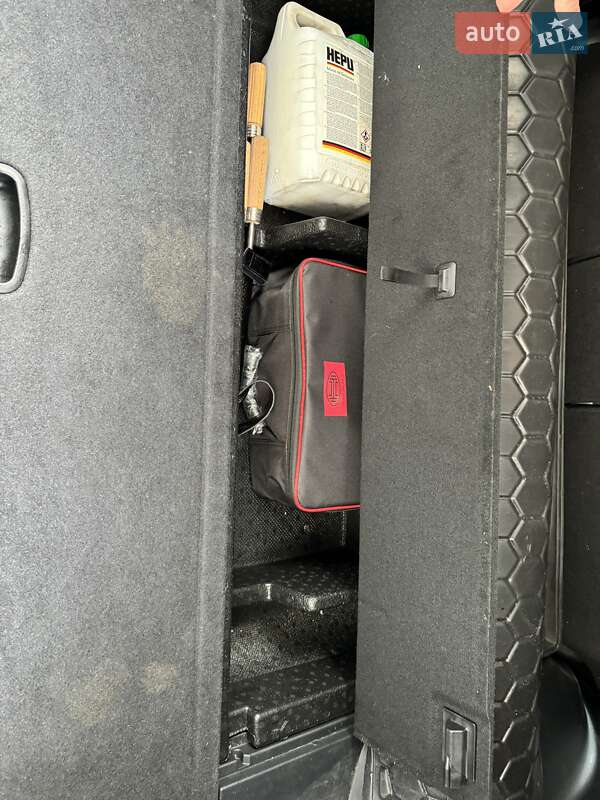 Внедорожник / Кроссовер Hyundai Santa FE 2013 в Львове