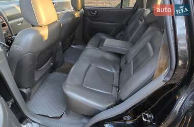 Позашляховик / Кросовер Hyundai Santa FE 2003 в 