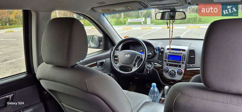 Позашляховик / Кросовер Hyundai Santa FE 2010 в Ірпені