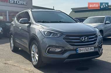 Внедорожник / Кроссовер Hyundai Santa FE 2017 в 