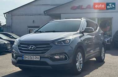 Внедорожник / Кроссовер Hyundai Santa FE 2017 в 