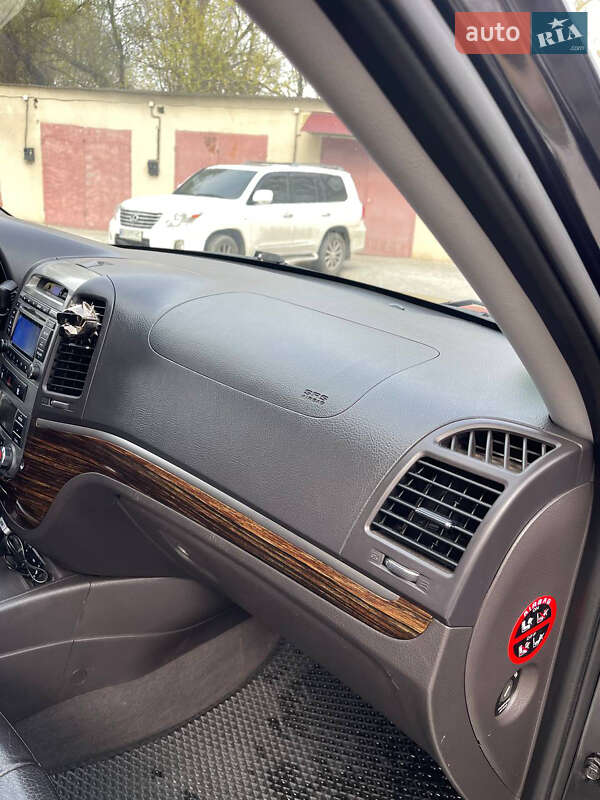 Внедорожник / Кроссовер Hyundai Santa FE 2010 в Каменец-Подольском