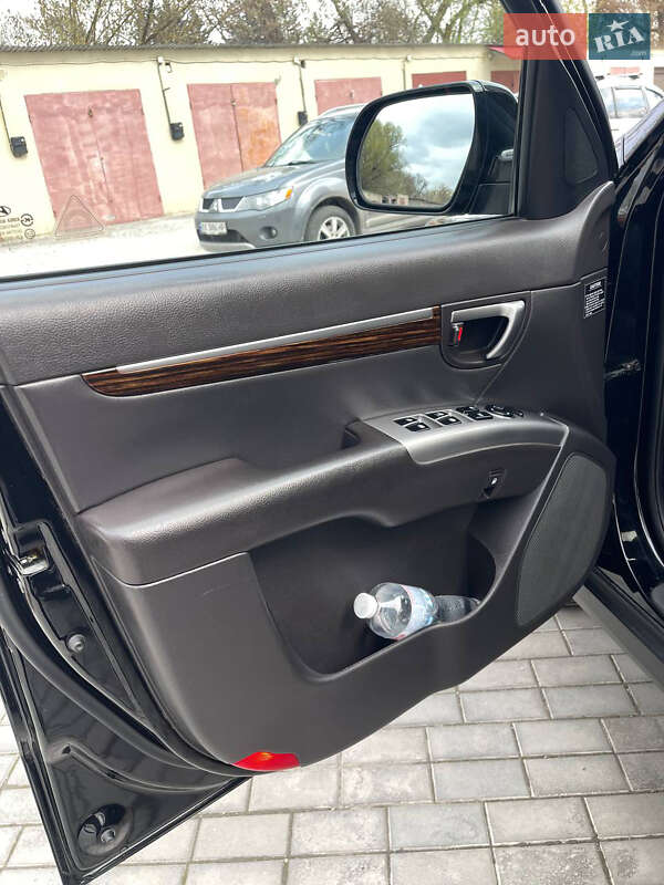 Внедорожник / Кроссовер Hyundai Santa FE 2010 в Каменец-Подольском