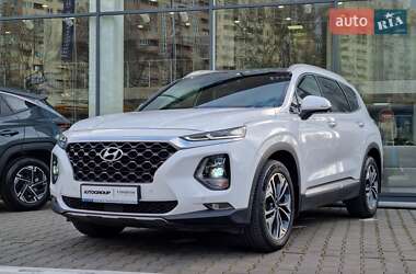 Внедорожник / Кроссовер Hyundai Santa FE 2019 в 