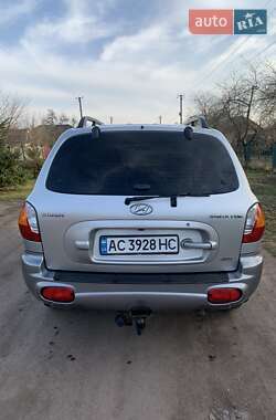 Внедорожник / Кроссовер Hyundai Santa FE 2004 в 