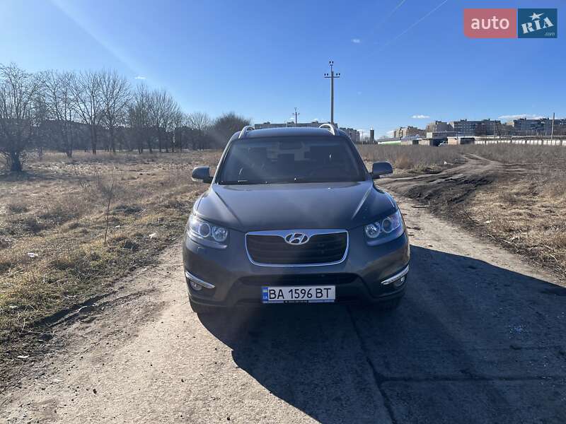 Внедорожник / Кроссовер Hyundai Santa FE 2011 в Кропивницком