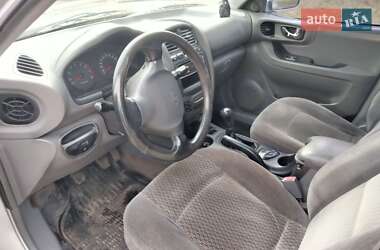 Позашляховик / Кросовер Hyundai Santa FE 2003 в 