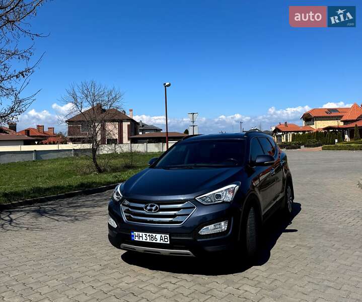 Позашляховик / Кросовер Hyundai Santa FE 2015 в Одесі