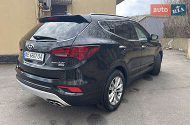Внедорожник / Кроссовер Hyundai Santa FE 2016 в 