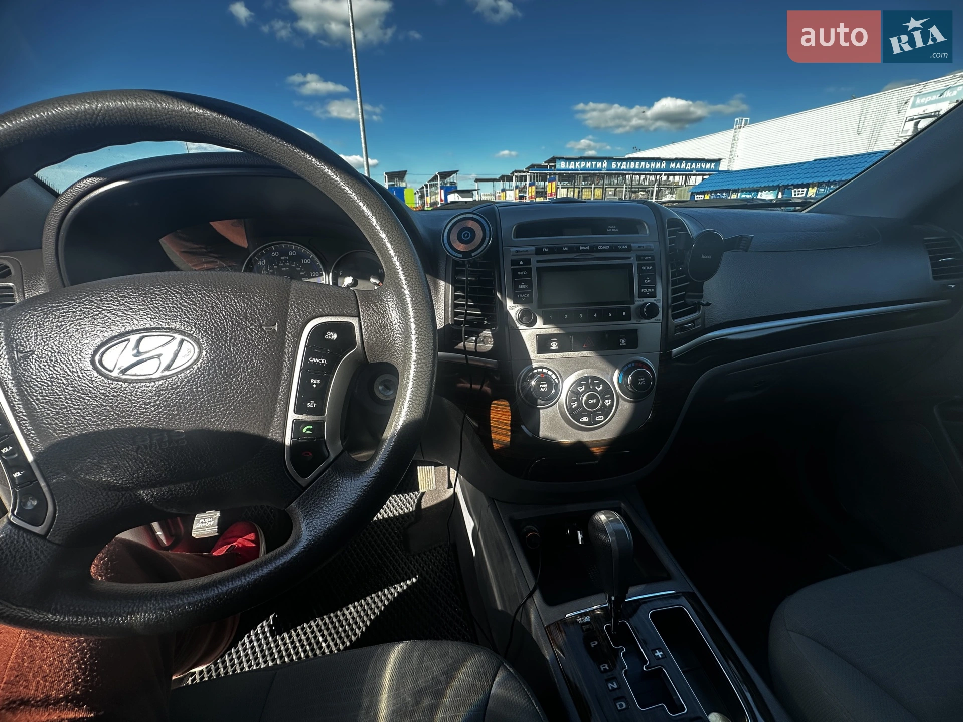 2011 Hyundai Santa Fe - мініатюра 10