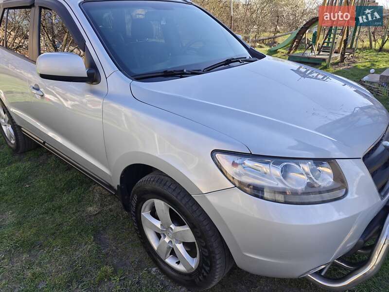 Позашляховик / Кросовер Hyundai Santa FE 2008 в Києві