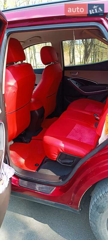 Позашляховик / Кросовер Hyundai Santa FE 2015 в Ізюмі