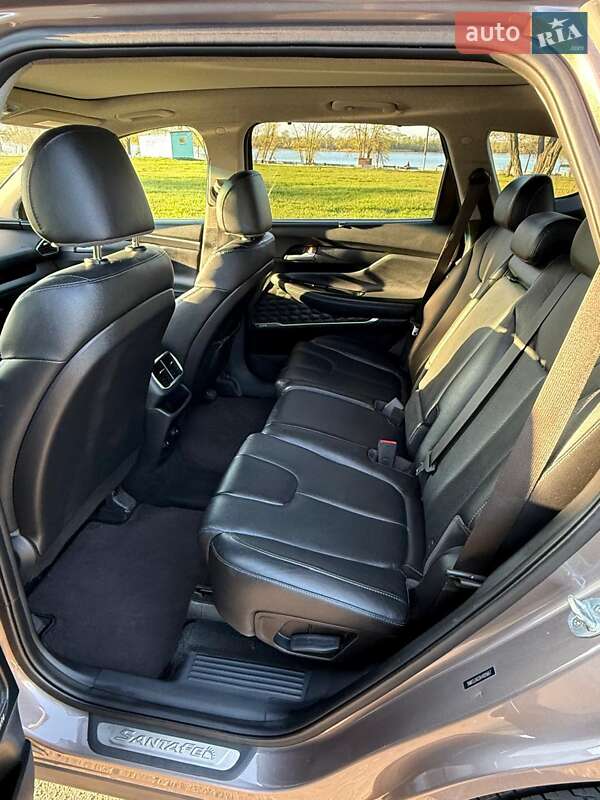 Позашляховик / Кросовер Hyundai Santa FE 2018 в Кам'янському