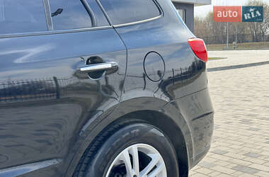 Внедорожник / Кроссовер Hyundai Santa FE 2011 в 