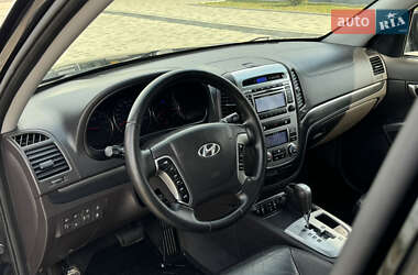 Внедорожник / Кроссовер Hyundai Santa FE 2011 в 