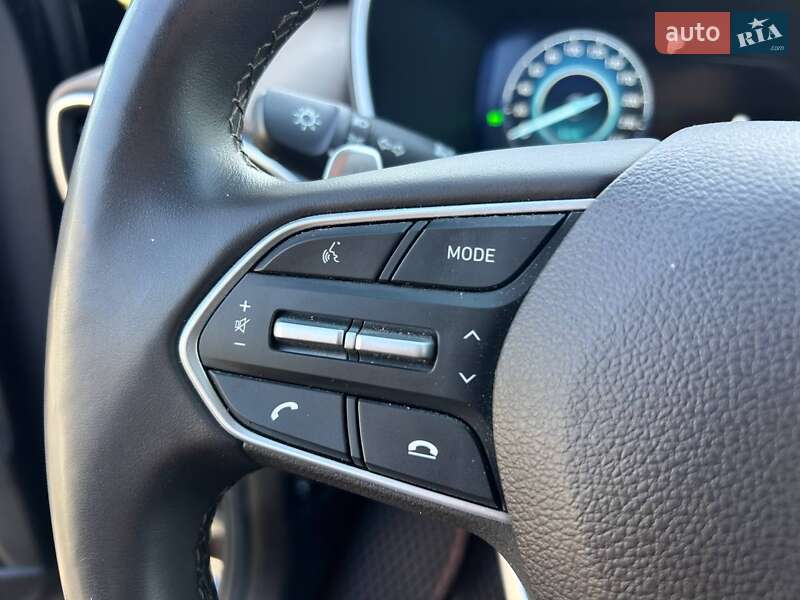 Позашляховик / Кросовер Hyundai Santa FE 2023 в Миколаєві
