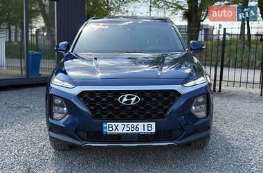Внедорожник / Кроссовер Hyundai Santa FE 2018 в 