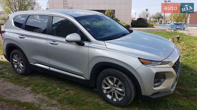 Внедорожник / Кроссовер Hyundai Santa FE 2019 в Житомире