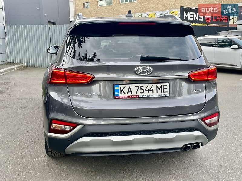 Внедорожник / Кроссовер Hyundai Santa FE 2019 в Киеве