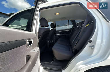 Позашляховик / Кросовер Hyundai Santa FE 2010 в 