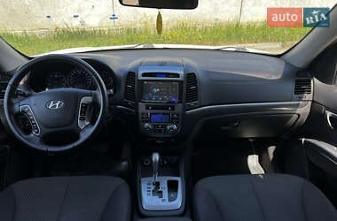 Позашляховик / Кросовер Hyundai Santa FE 2010 в 