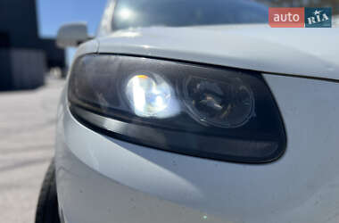 Позашляховик / Кросовер Hyundai Santa FE 2010 в 