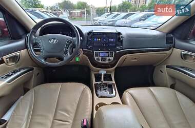 Внедорожник / Кроссовер Hyundai Santa FE 2012 в 