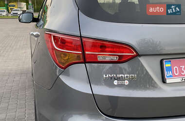Внедорожник / Кроссовер Hyundai Santa FE 2014 в 