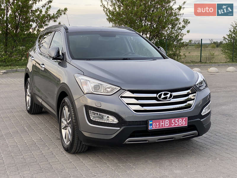 Позашляховик / Кросовер Hyundai Santa FE 2014 в Радивиліві