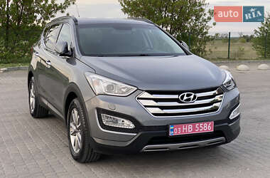 Внедорожник / Кроссовер Hyundai Santa FE 2014 в 