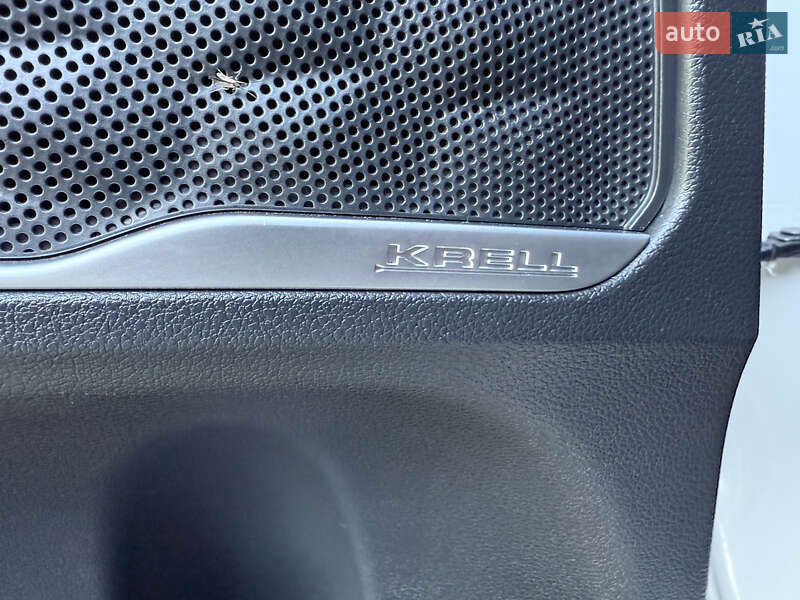 Позашляховик / Кросовер Hyundai Santa FE 2020 в Києві