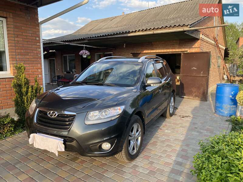 Позашляховик / Кросовер Hyundai Santa FE 2011 в Полтаві