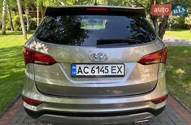 Позашляховик / Кросовер Hyundai Santa FE 2017 в 