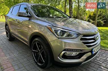 Позашляховик / Кросовер Hyundai Santa FE 2017 в 