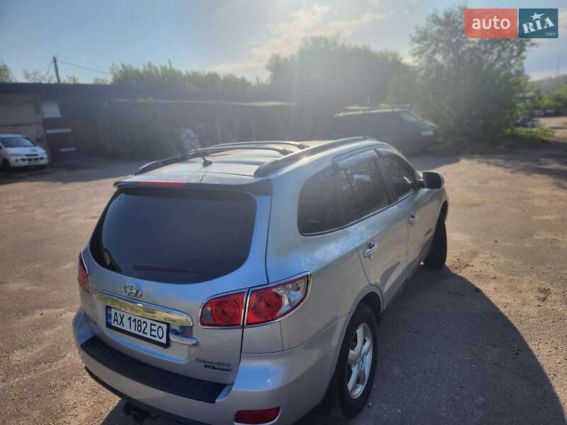 Внедорожник / Кроссовер Hyundai Santa FE 2009 в Харькове