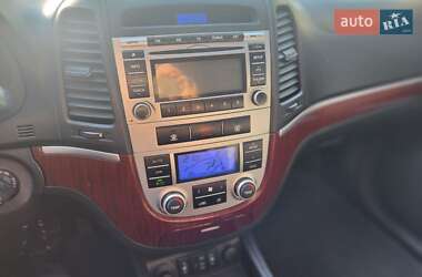 Позашляховик / Кросовер Hyundai Santa FE 2009 в 