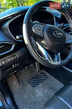 Позашляховик / Кросовер Hyundai Santa FE 2020 в 