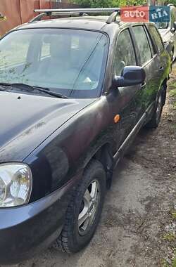 Внедорожник / Кроссовер Hyundai Santa FE 2005 в Киеве