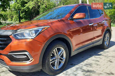 Внедорожник / Кроссовер Hyundai Santa FE 2016 в 