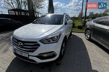 Внедорожник / Кроссовер Hyundai Santa FE 2017 в 