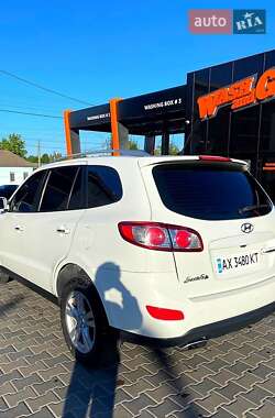 Внедорожник / Кроссовер Hyundai Santa FE 2010 в Харькове